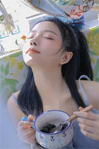 刚出高考考场，妈妈就在采访时说我带小抄完结txt