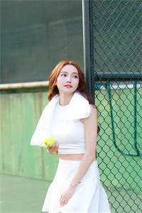 刚出高考考场，妈妈就在采访时说我带小抄好书