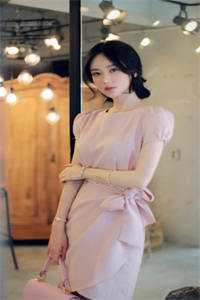 玩养成？八个姐姐蠢蠢欲动免费