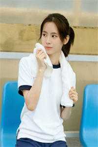 冬雪覆旧情热门