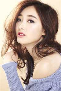 刚出高考考场，妈妈就在采访时说我带小抄小说免费